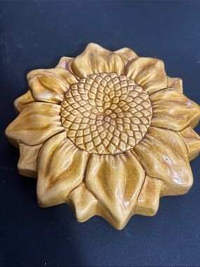 Fall sunflower ceramic table decor
